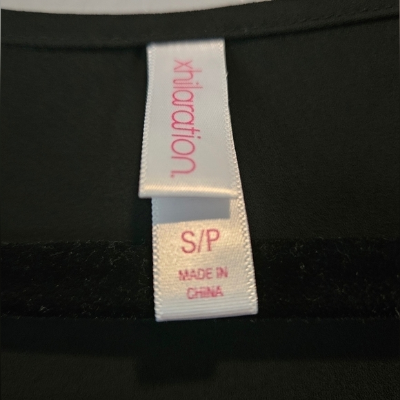 EUC Xhilaration Women's Size S Multi Layered Sheer Top Hi Low lagenlook - Picture 3 of 4